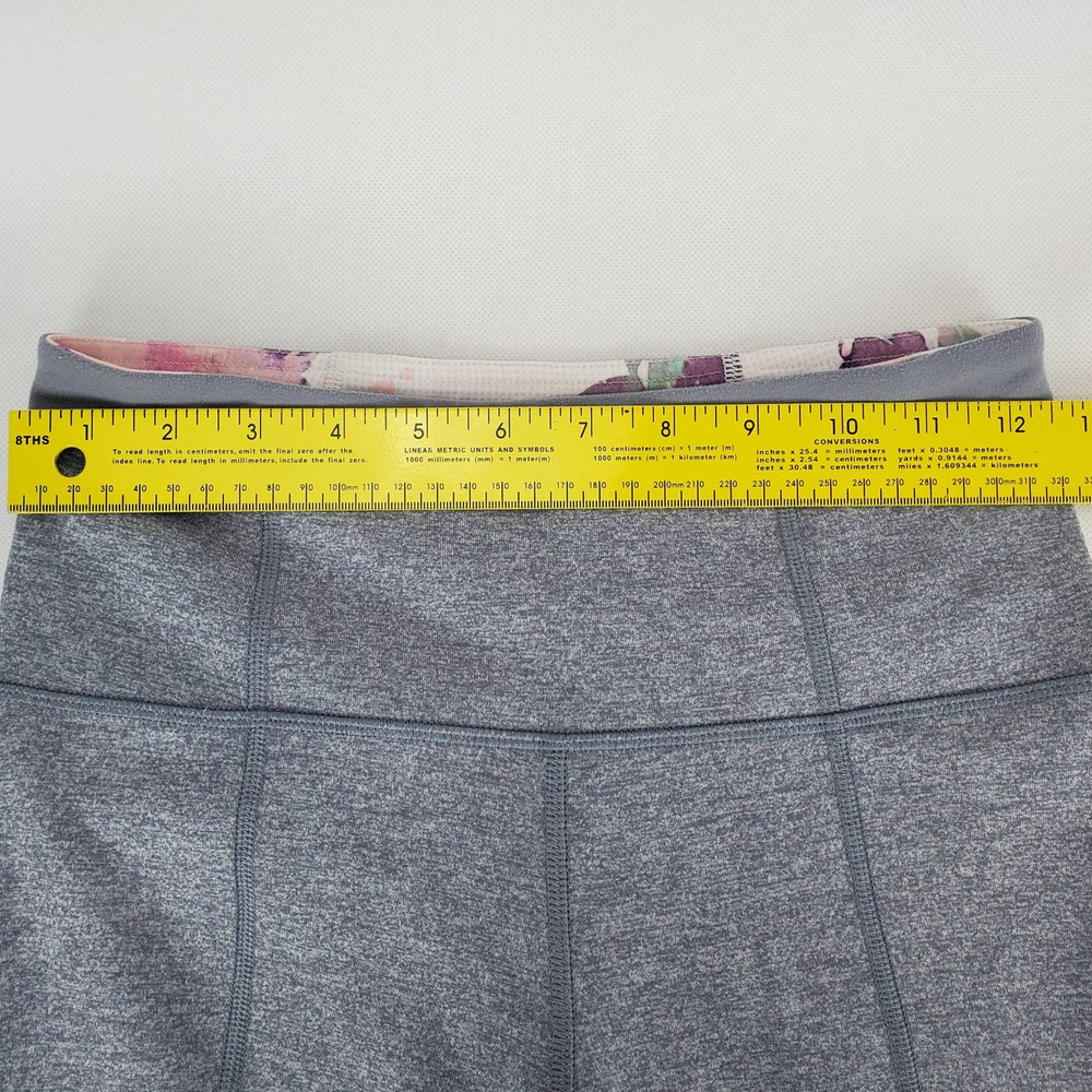 Lululemon Groove Yoga Pant Size 4 Gray w/ Colorful Floral Waist Athleisure Sport - Picture 8 of 10